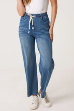 Load image into Gallery viewer, Heart Elastic String Wide Leg Jeans
