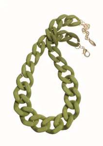 Hot Tomato Graduated Acrylic Khaki Chain