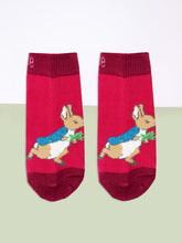 Load image into Gallery viewer, Blade &amp; Rose Peter Rabbit Autumn Leaf Socks
