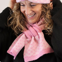 Load image into Gallery viewer, POM Pink and white scandi flower pull through scarf
