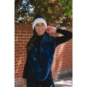 Navy faux Fur Snood